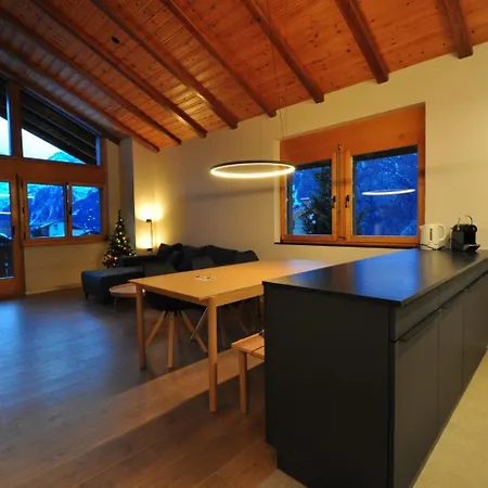 Tossu, Haus Metropol B *