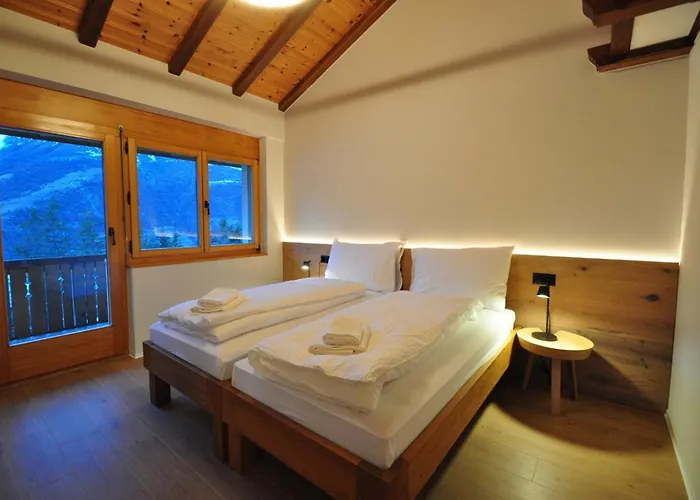 Tossu, Haus Metropol B